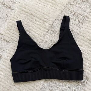 Lululemon bra